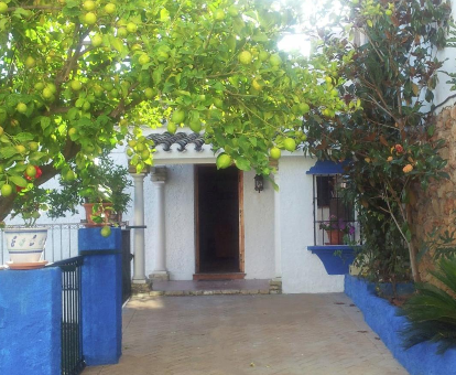 Foto de villa modern Holiday Carmela donde se observa la entrada al lugar