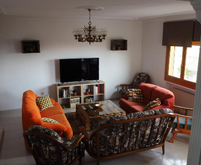 Foto de la sala de estar en villa el Cerezo