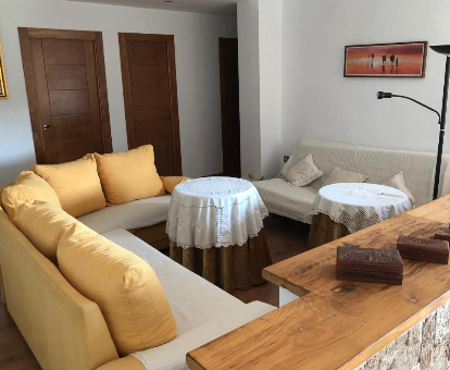 Foto de la amplia sala de estar en Villa finca El gavilan